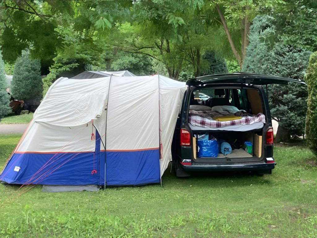 Kombi Van Bed Camping